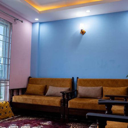 Homestay Book Now Катманду Экстерьер фото