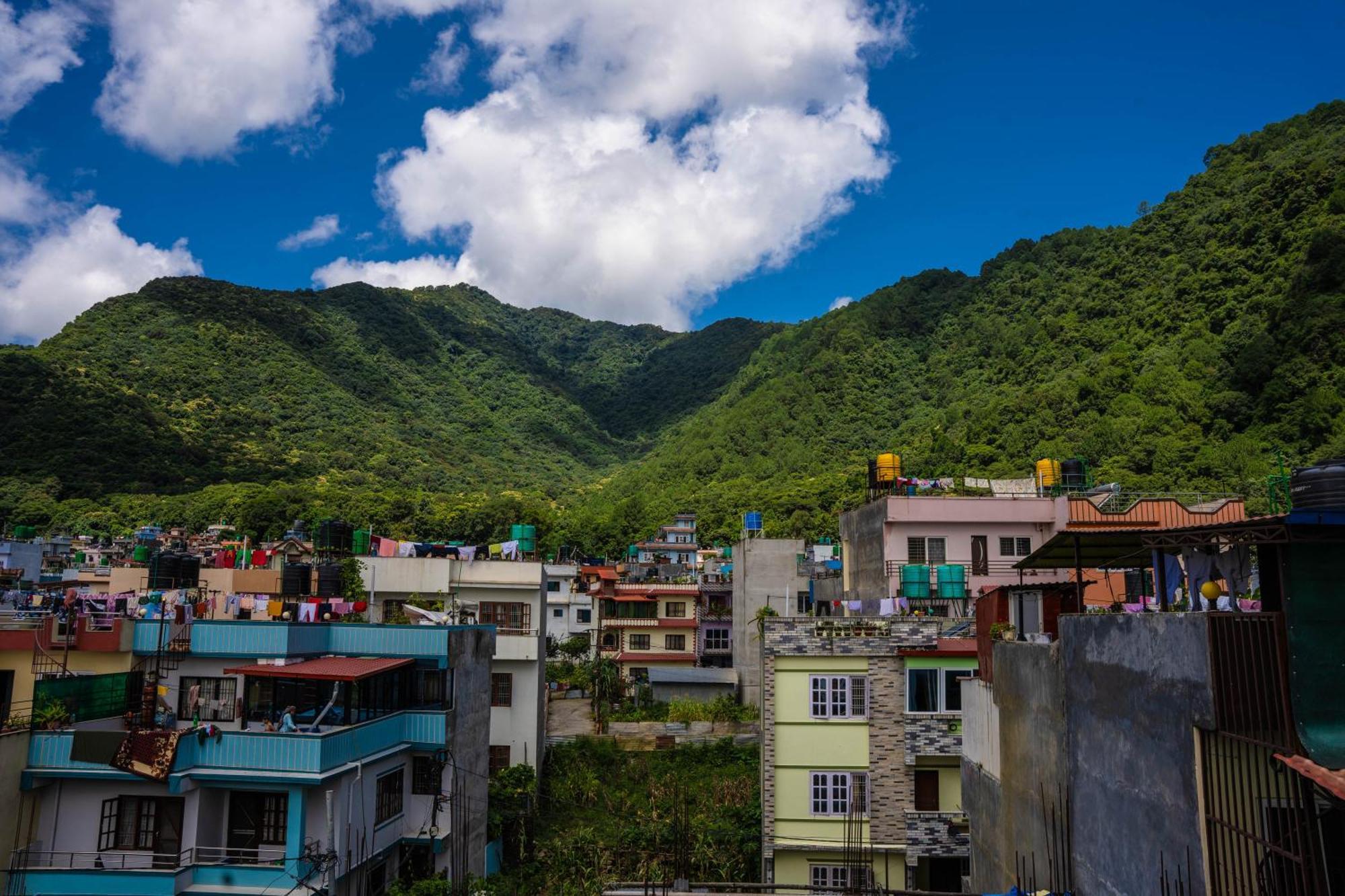 Homestay Book Now Катманду Экстерьер фото